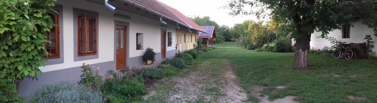 Hotel Rigofuetty Vendeghaz Tiszaalpar Zewnętrze zdjęcie